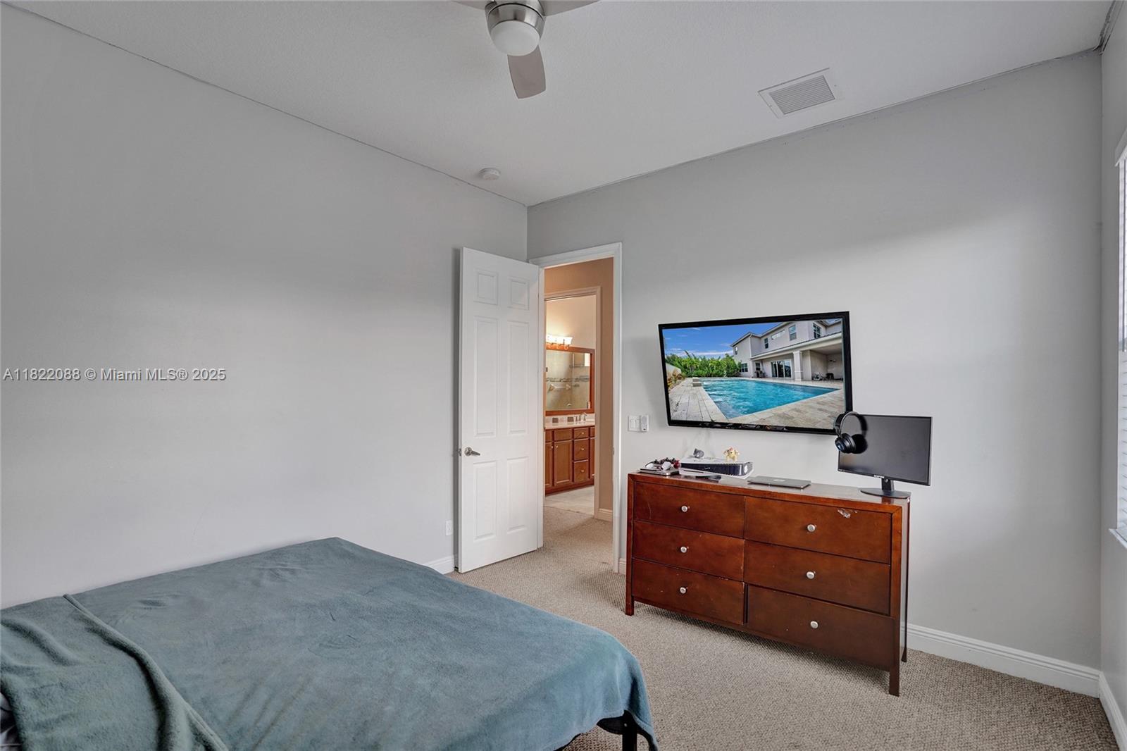 DILLRUN ESTATES - Residential Lease