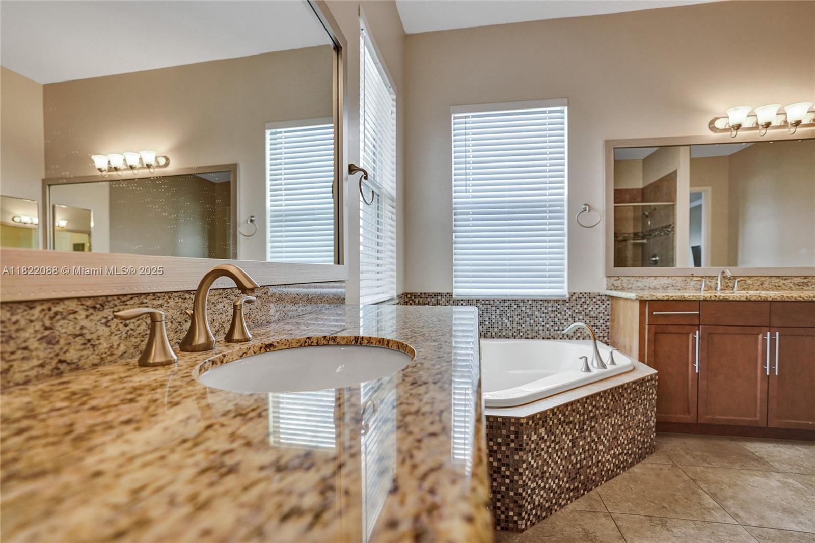 DILLRUN ESTATES - Residential Lease