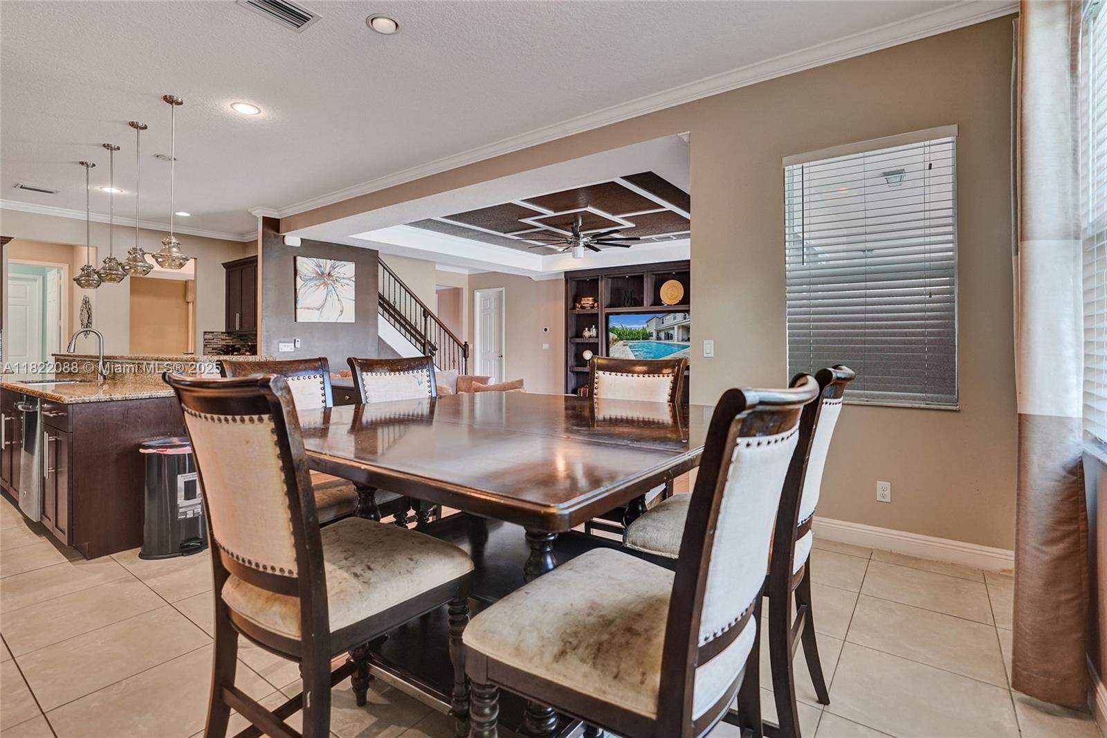 DILLRUN ESTATES - Residential Lease