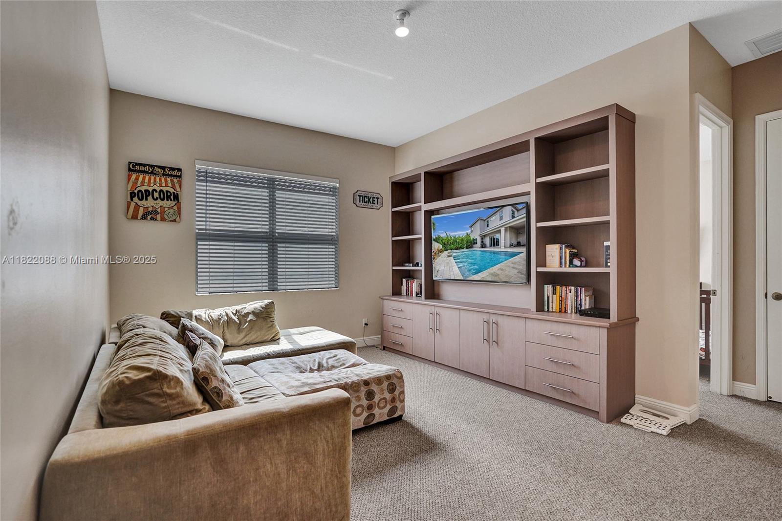DILLRUN ESTATES - Residential Lease