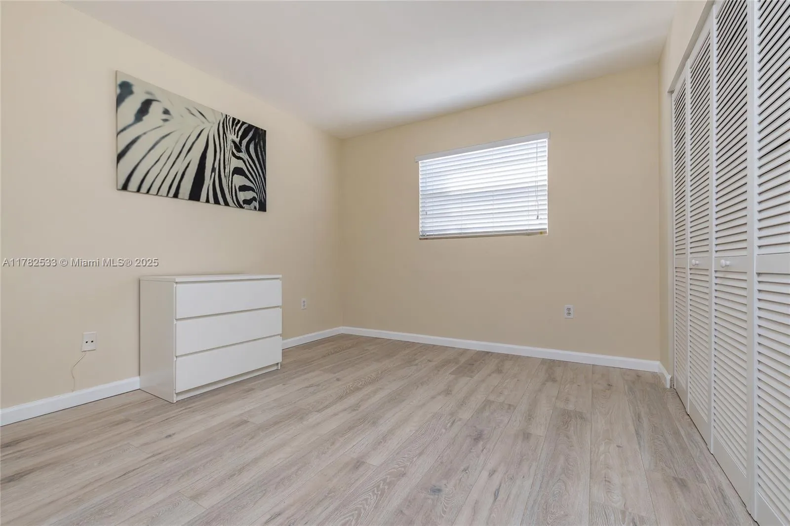 Miami, Florida 33155, United States, 2 Bedrooms Bedrooms, ,2 BathroomsBathrooms,Residential,Active,107254