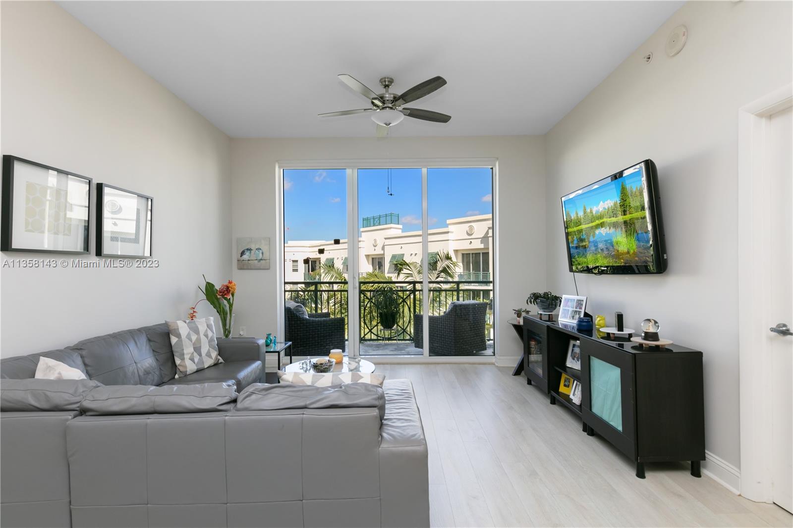 VERANDA CONDO - Residential