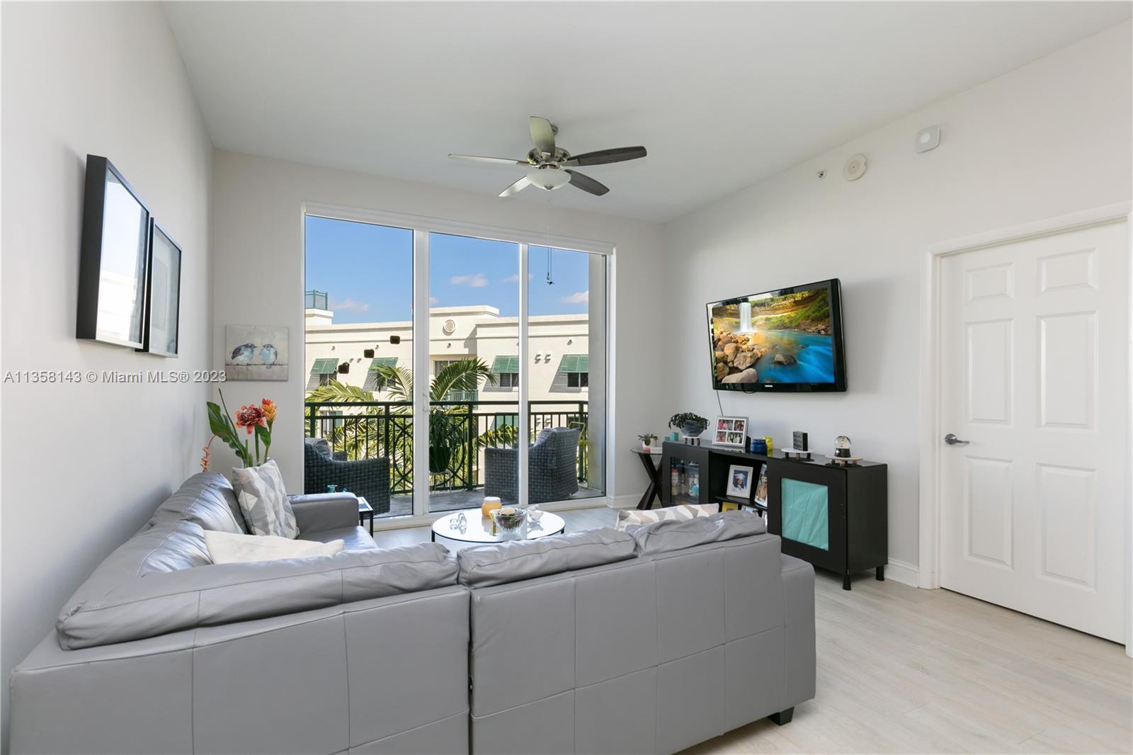VERANDA CONDO - Residential