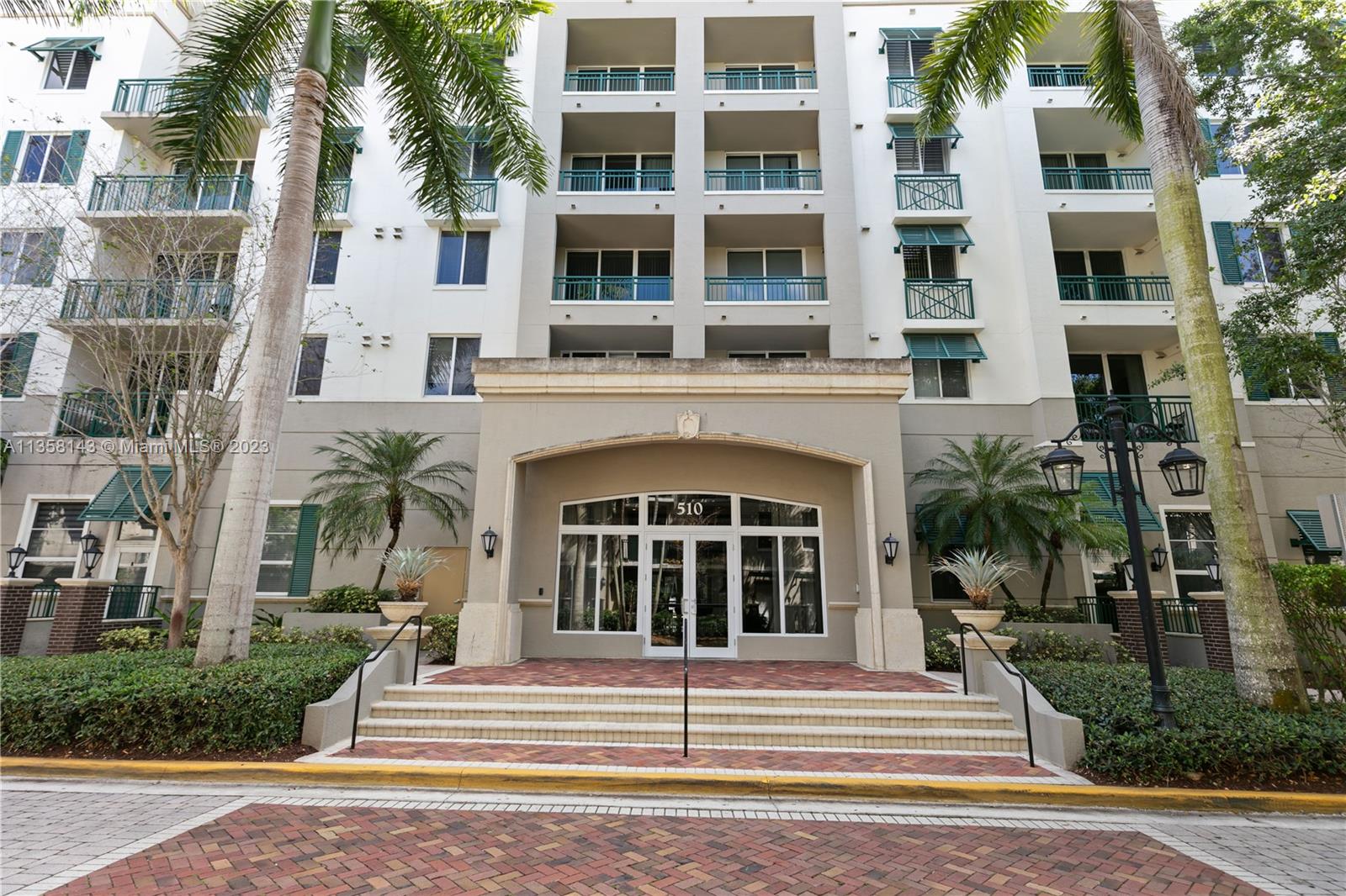 VERANDA CONDO - Residential