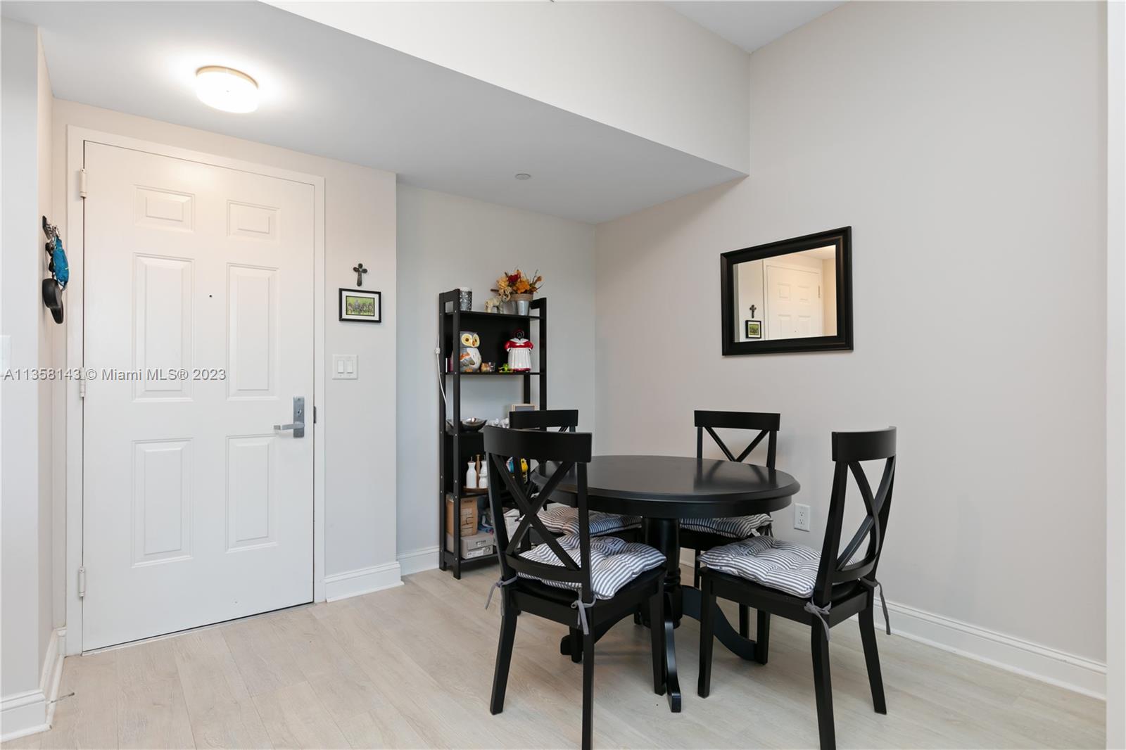 VERANDA CONDO - Residential