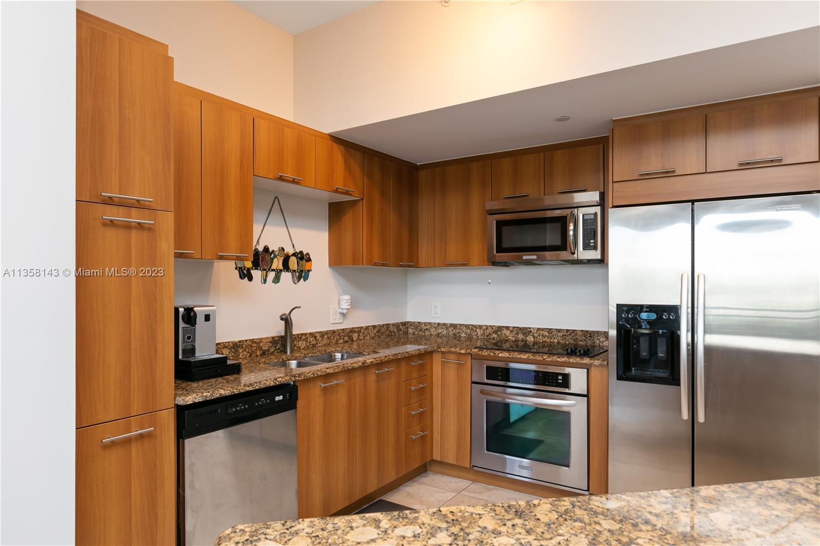 VERANDA CONDO - Residential