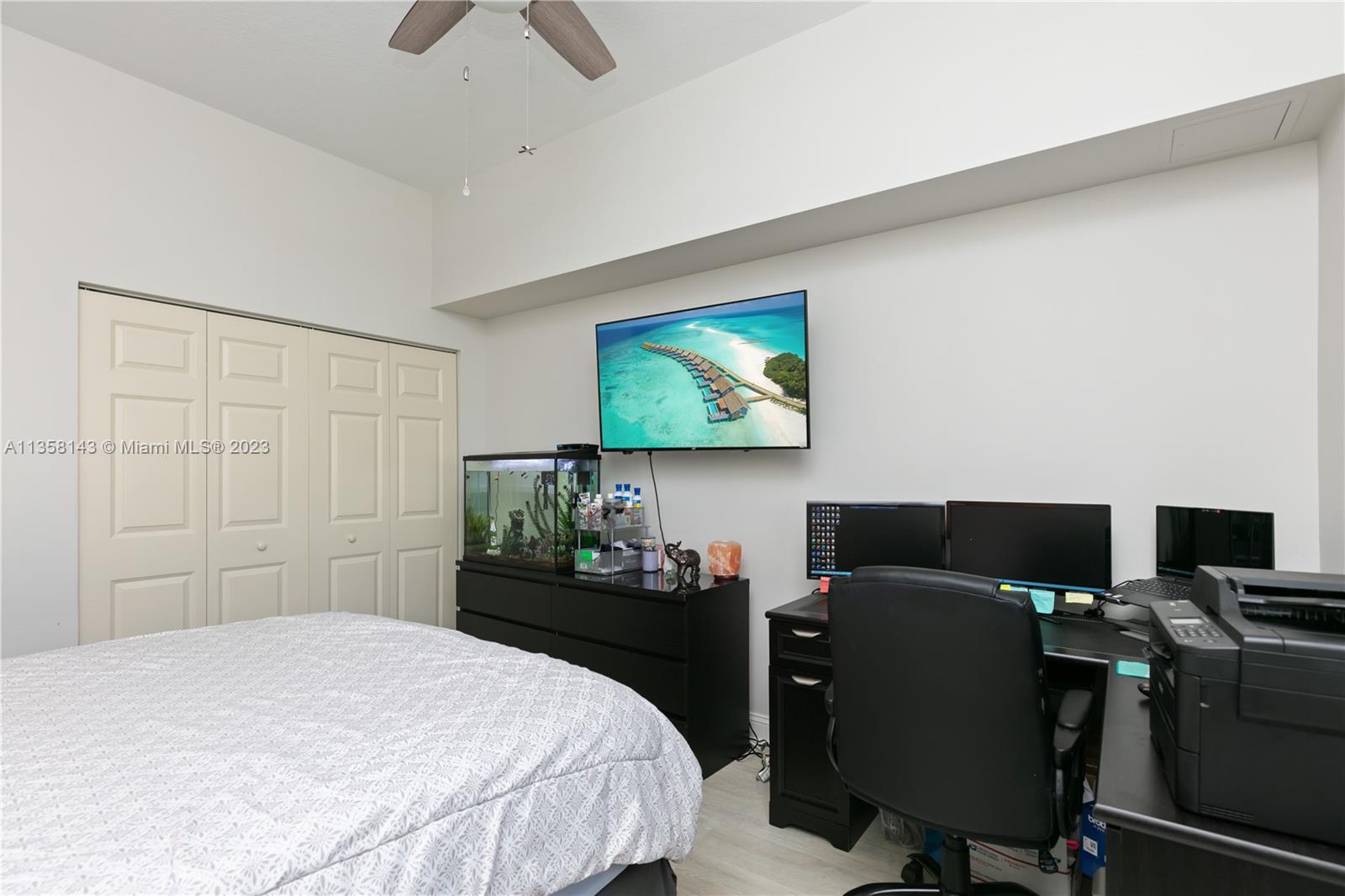 VERANDA CONDO - Residential