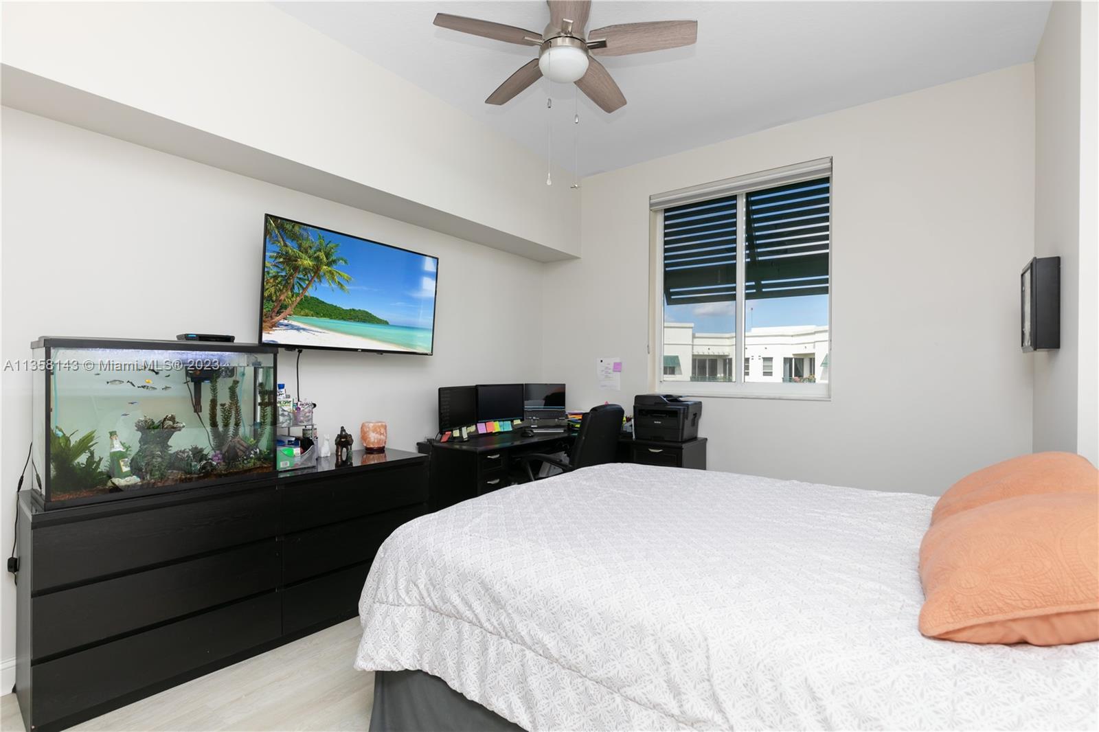 VERANDA CONDO - Residential