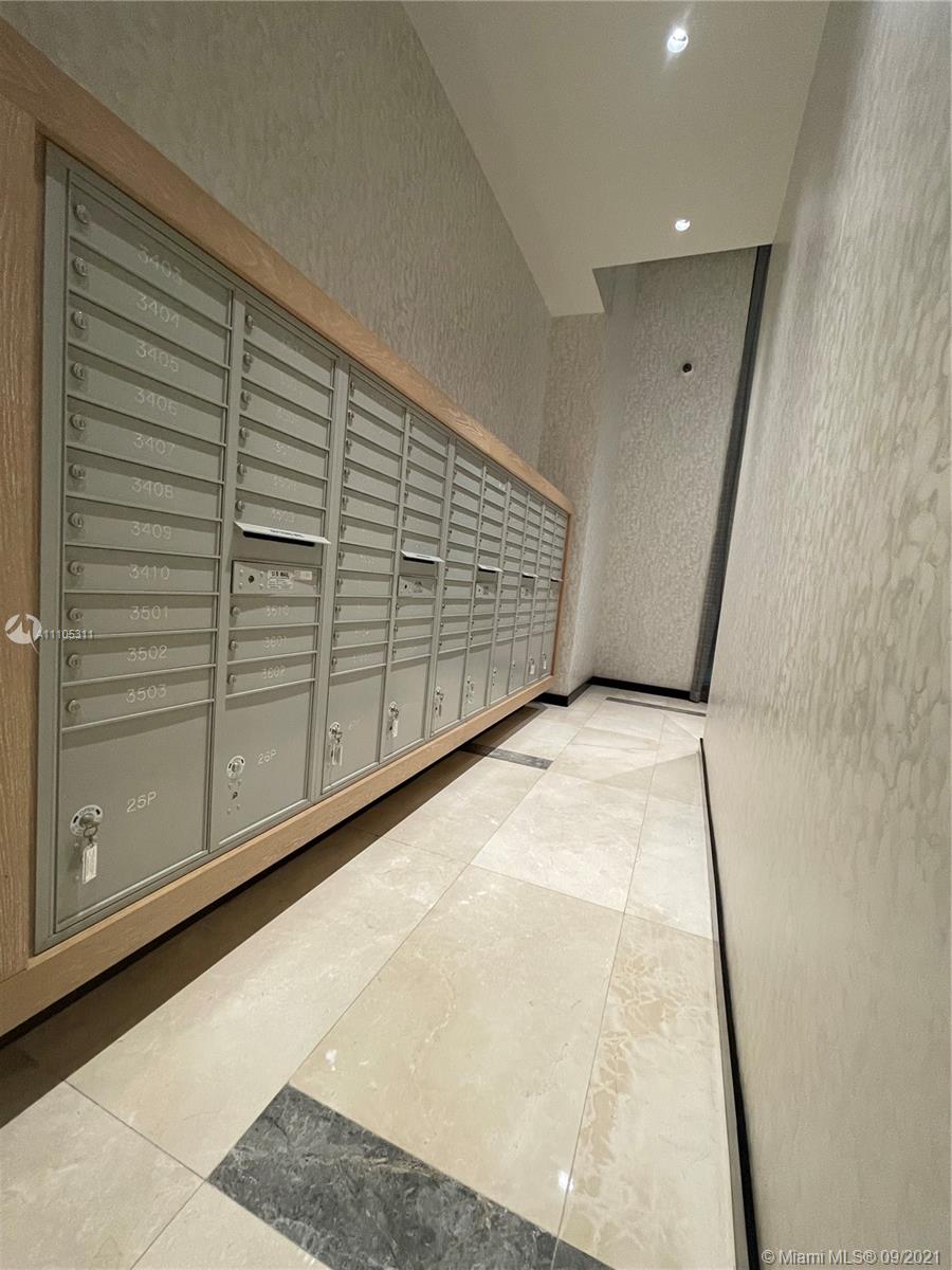 BRICKELL HEIGHTS WEST CON - Residential Lease