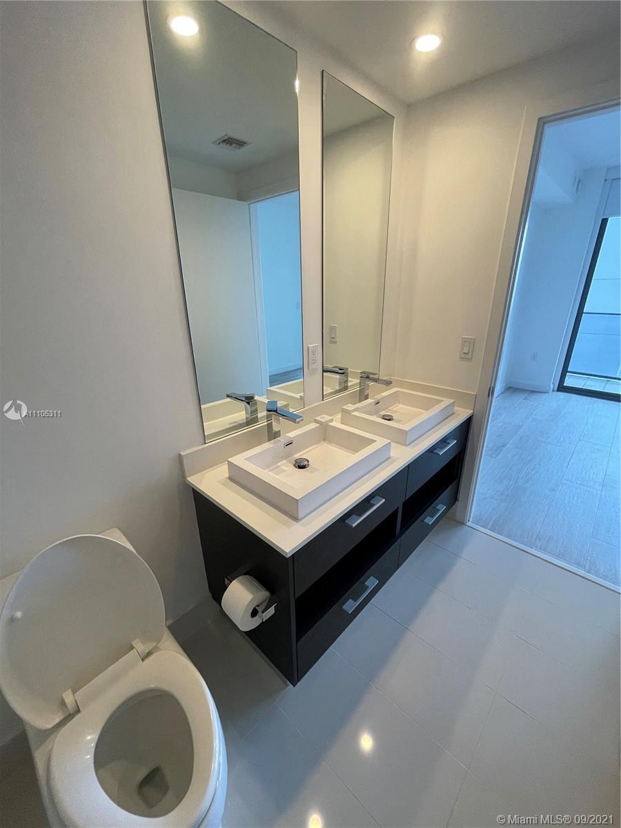 BRICKELL HEIGHTS WEST CON - Residential Lease