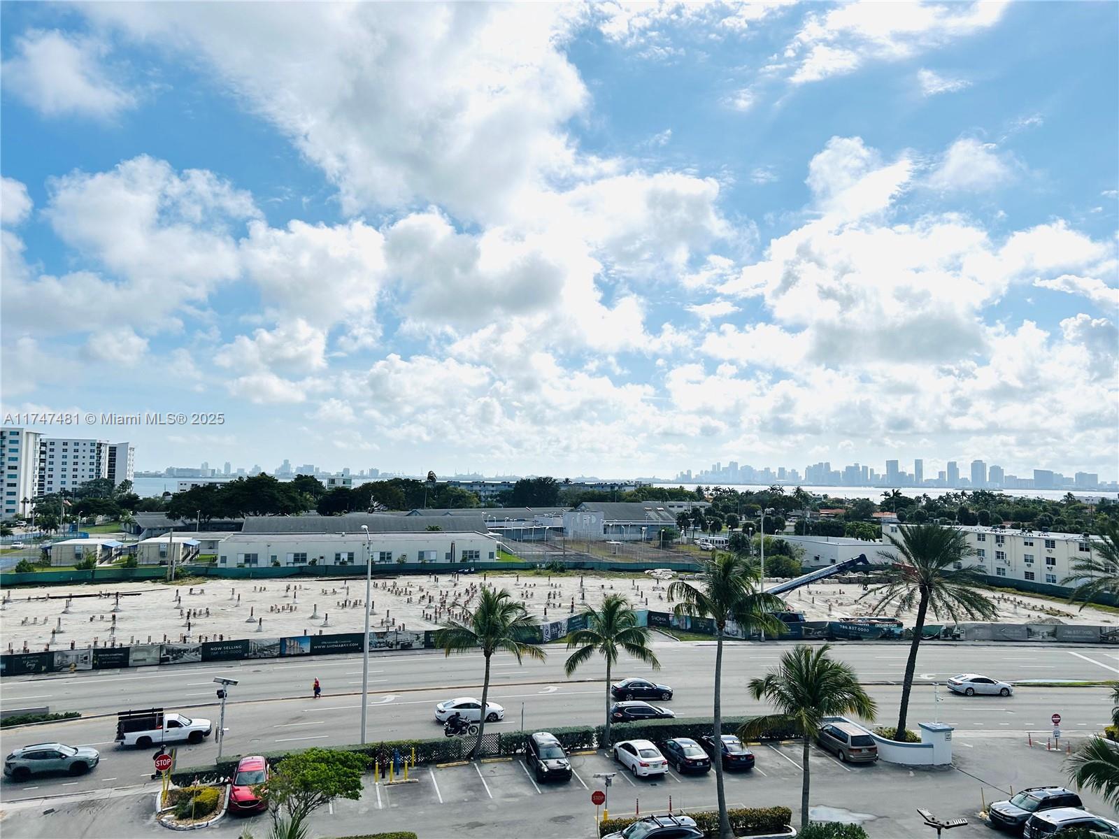 KENNEDY HOUSE CONDO - Residential