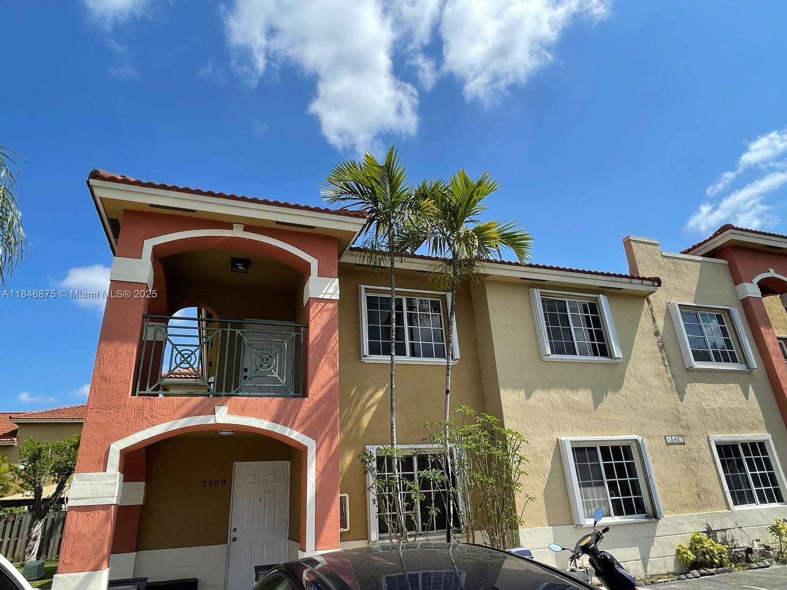 Available August 1st, 2025. Upgraded 3-bedroom, 2-bath corner condo in the desirable Vista Alegre community. This spacious second-floor unit features high ceilings, great natural light, and an open layout.
The kitchen boasts 42" white shaker cabinets, quartz countertops, and stainless steel appliances. Master bath fully remodeled with modern finishes. Additional features include tile flooring throughout, washer and dryer, accordion shutters, and a private balcony.
Conveniently located near Zoo Miami, major highways, and walking distance to shopping, supermarkets, restaurants, USPS, and more. Includes 2 assigned parking spaces. HOA strictly enforces vehicle limits. Water not included in rent.
This upgraded unit in a prime location will rent fast.