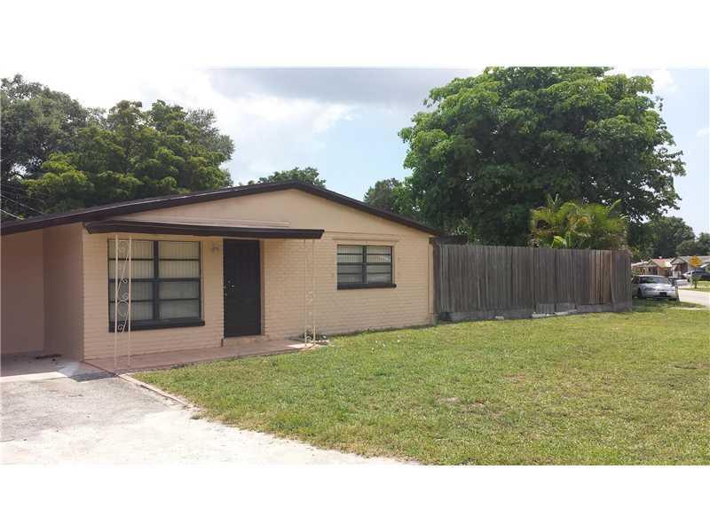 Fully remodeled spacious 3 bedroom 1 bathroom house with gorgeous Florida room in beautiful Hollywood. Great for couple or family. The entire house has been redone, including: New tile floors, New Bathroom, New Kitchen, All appliances included, huge fence d backyard, Washer & Dryer in property, Carport, and more ! Property sits on over 6200 square foot lot. Located walking distance from schools and houses of worship, and from Sheridan Plaza which has Publix, LA Fitness, and several big name restaurants.