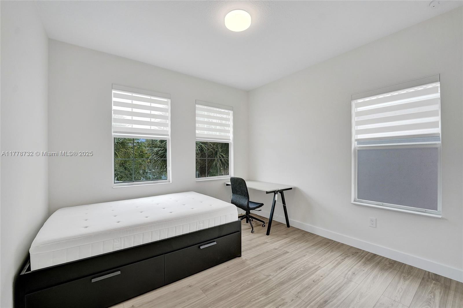 HILLCREST COUNTRY CLUB SO - Residential