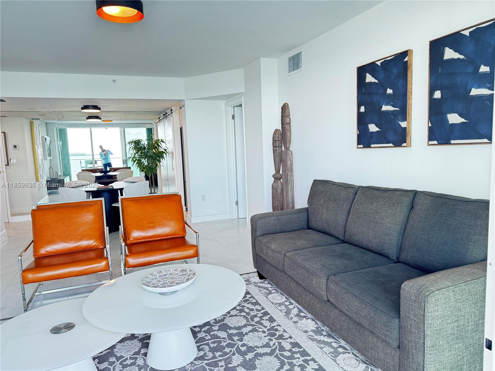 ST LOUIS CONDO - Residential Lease