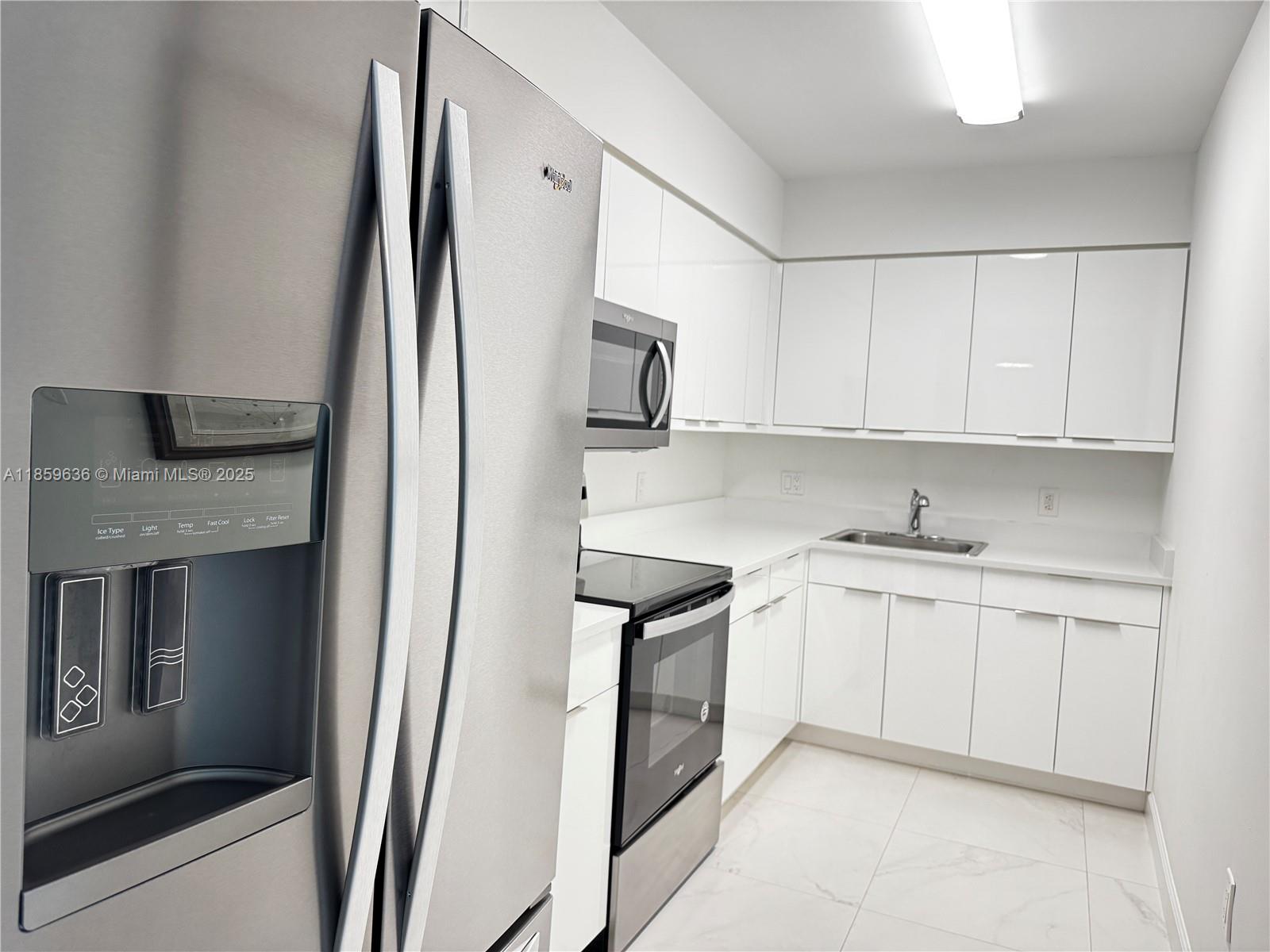 ST LOUIS CONDO - Residential Lease