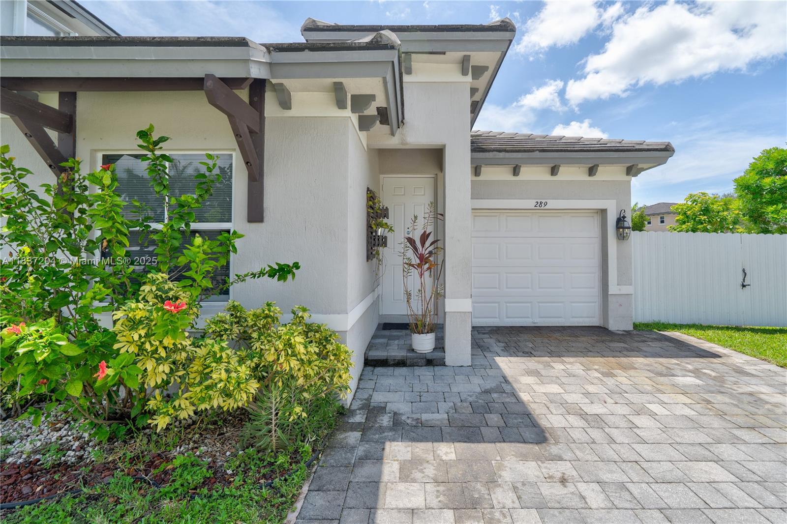 289 SE 31st Ave, Homestead, FL, 33033/$509,000 1 289 SE 31st Ave