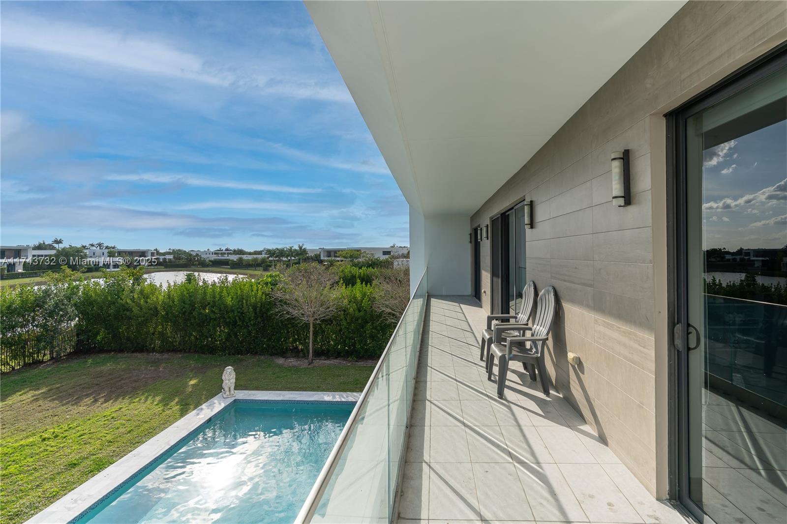WESTON ESTATES - Residential