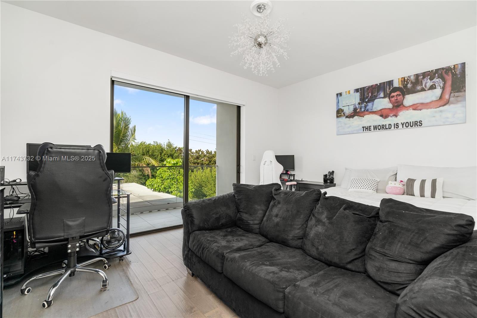 WESTON ESTATES - Residential