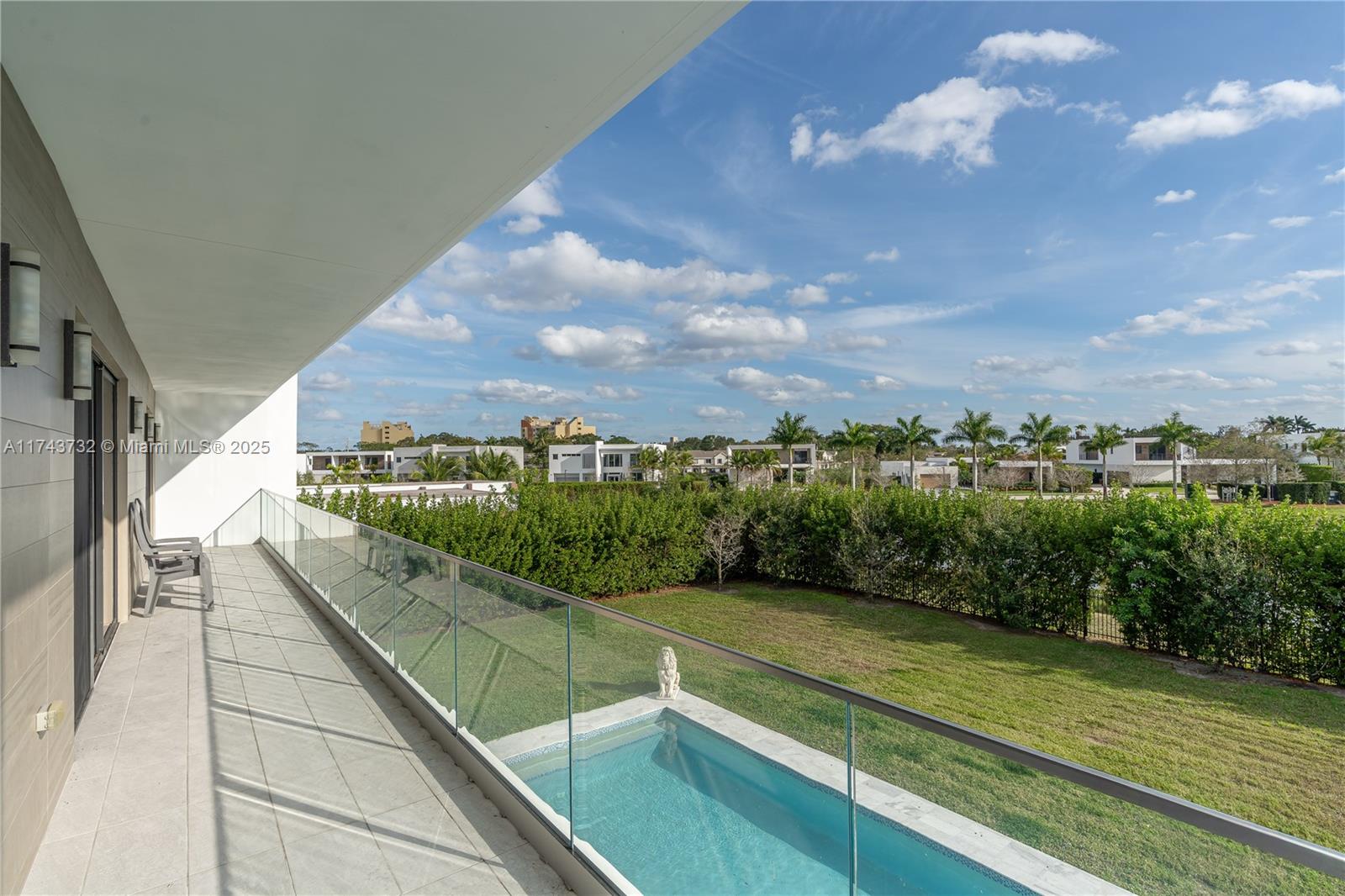 WESTON ESTATES - Residential