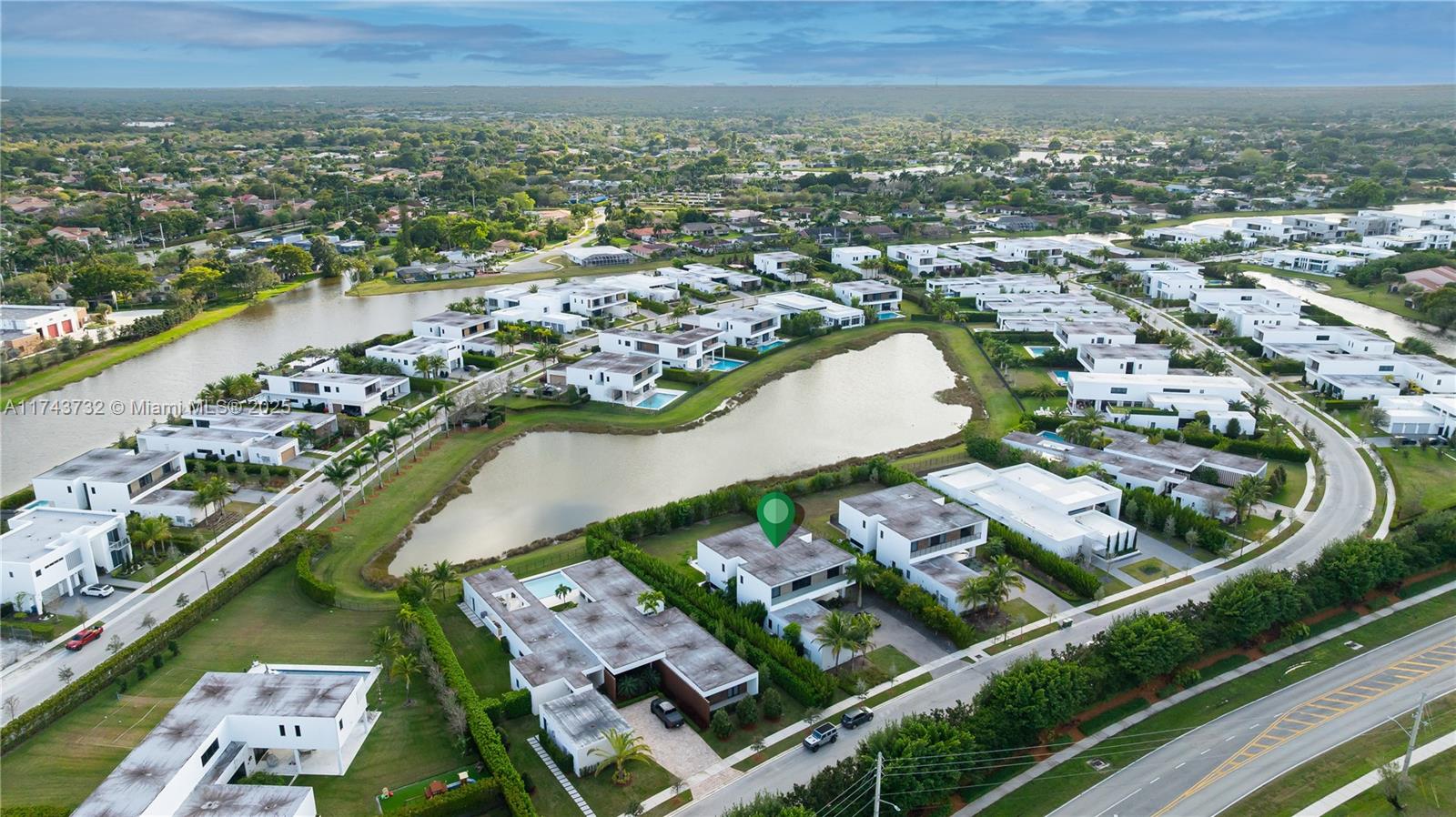 WESTON ESTATES - Residential