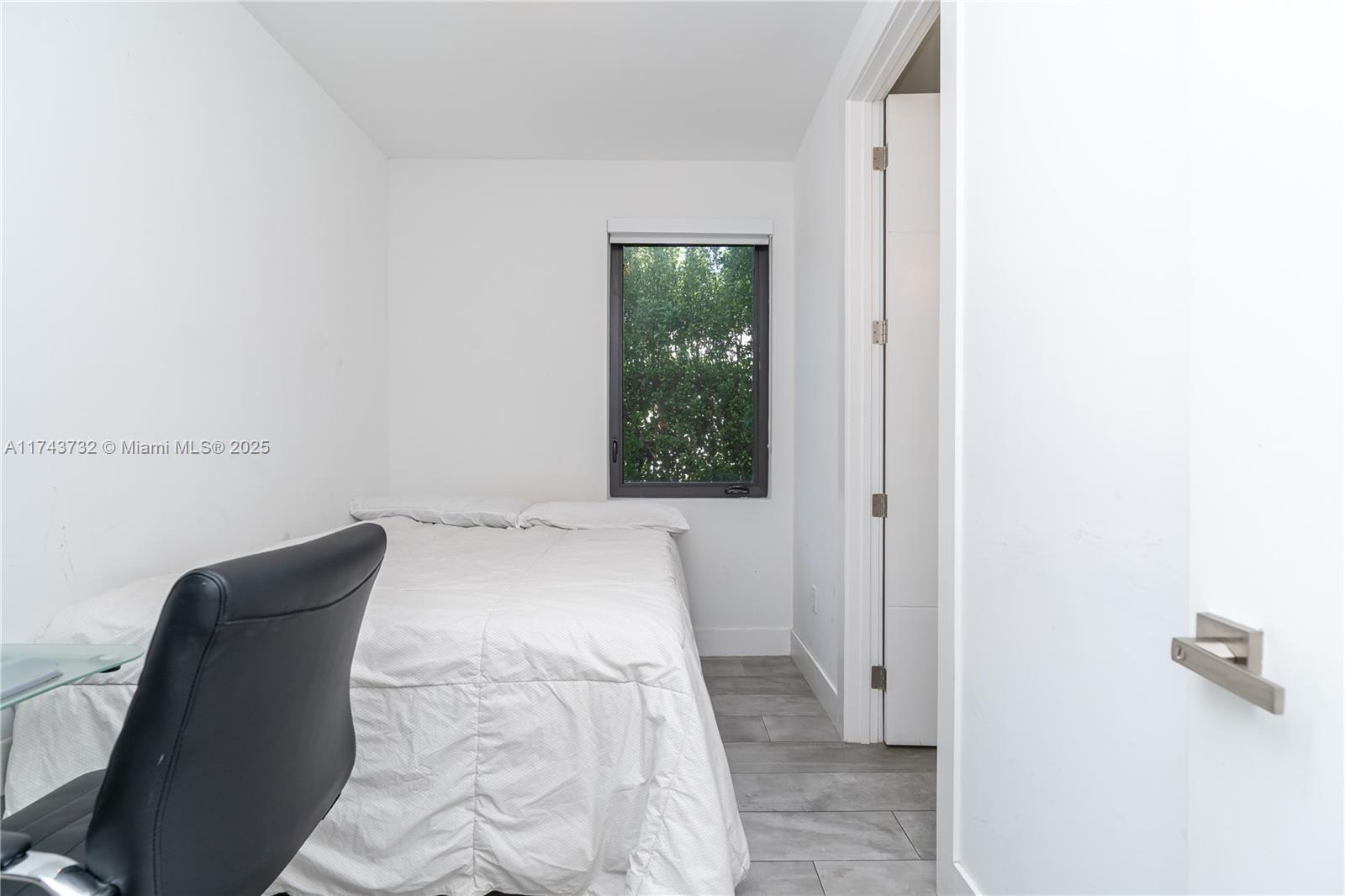 WESTON ESTATES - Residential