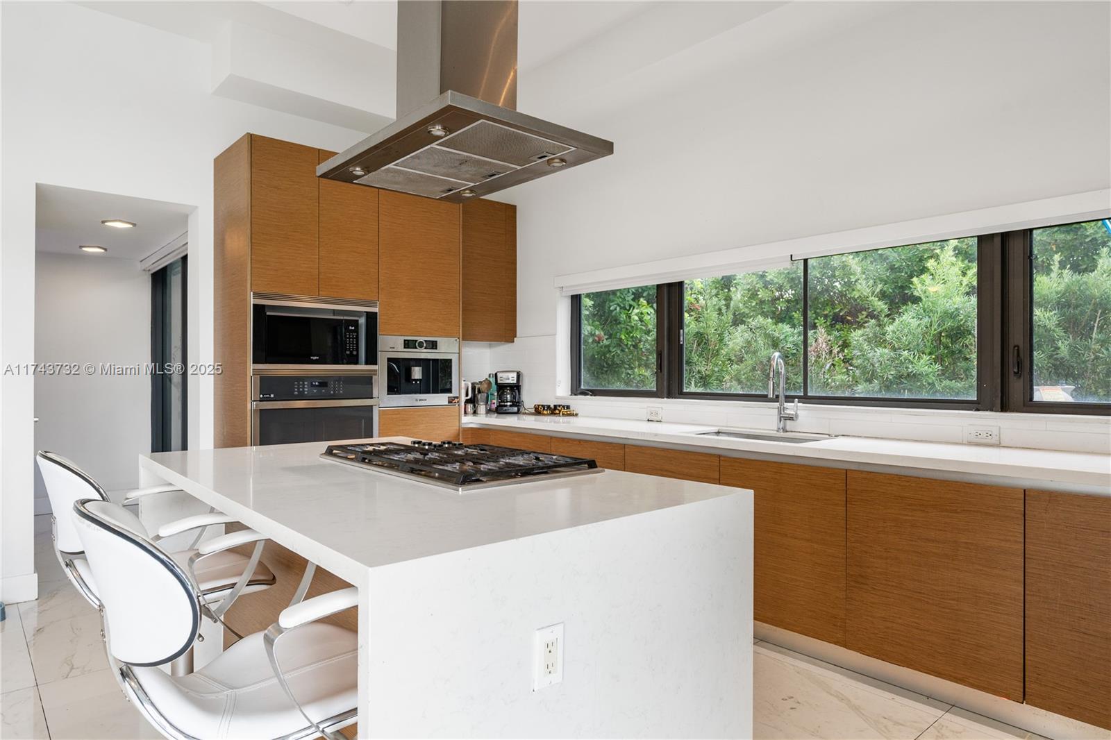 WESTON ESTATES - Residential