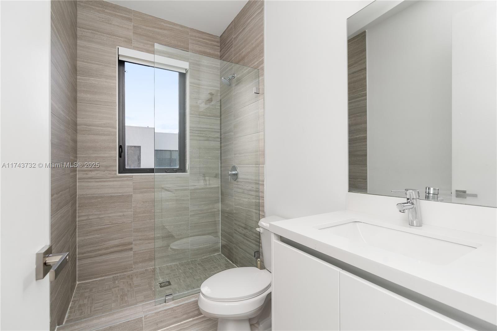 WESTON ESTATES - Residential