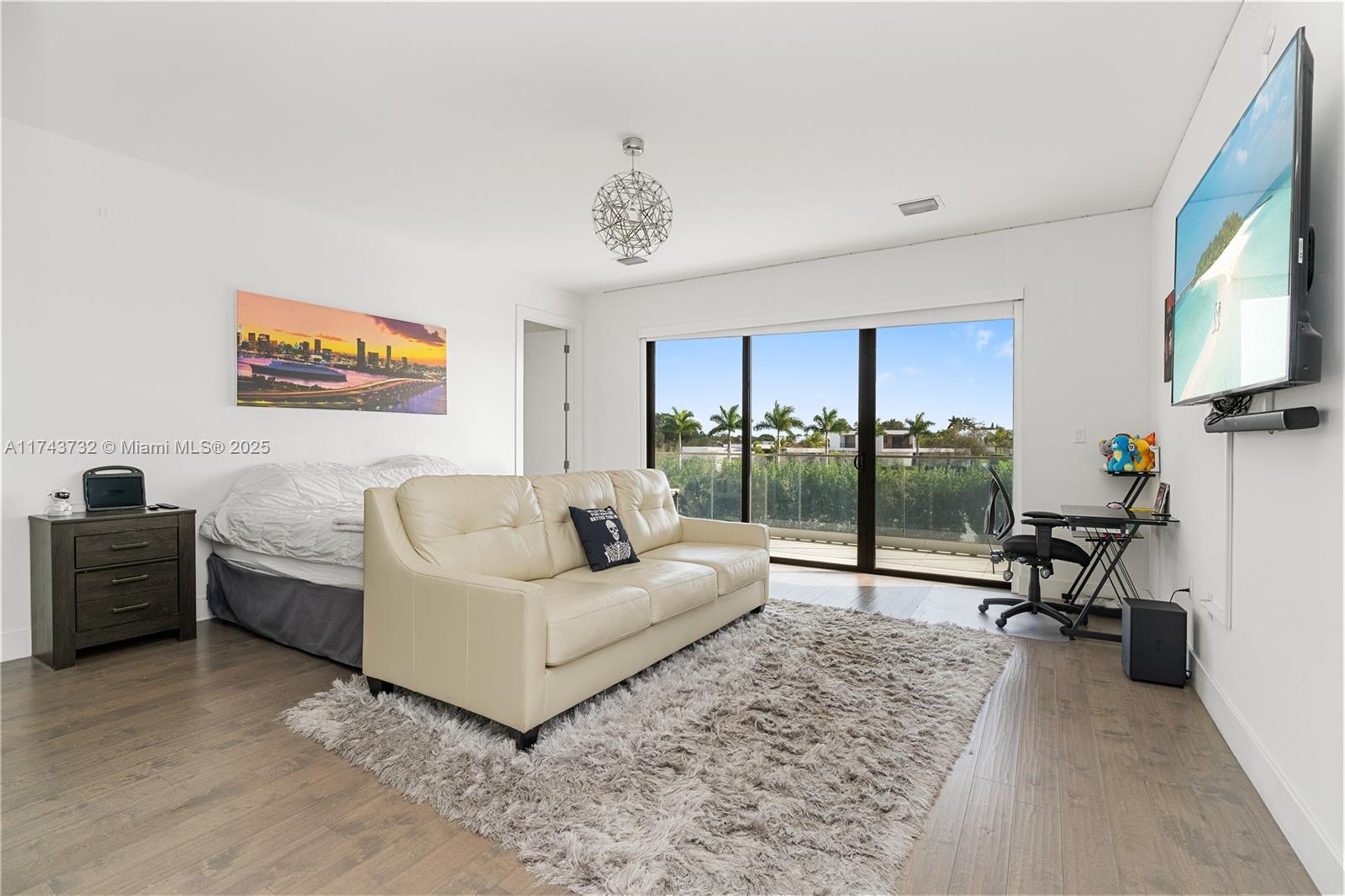 WESTON ESTATES - Residential