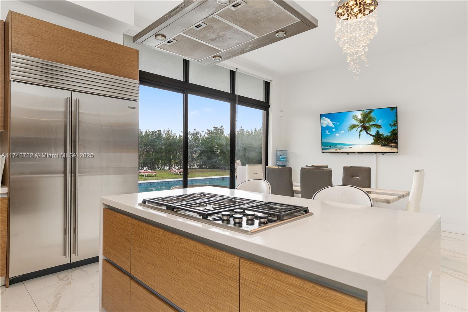 WESTON ESTATES - Residential