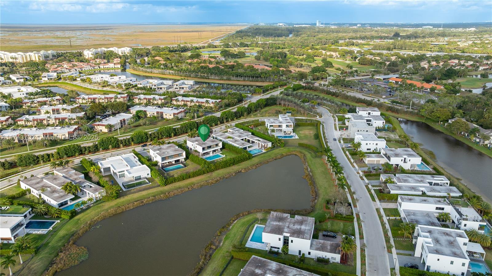 WESTON ESTATES - Residential