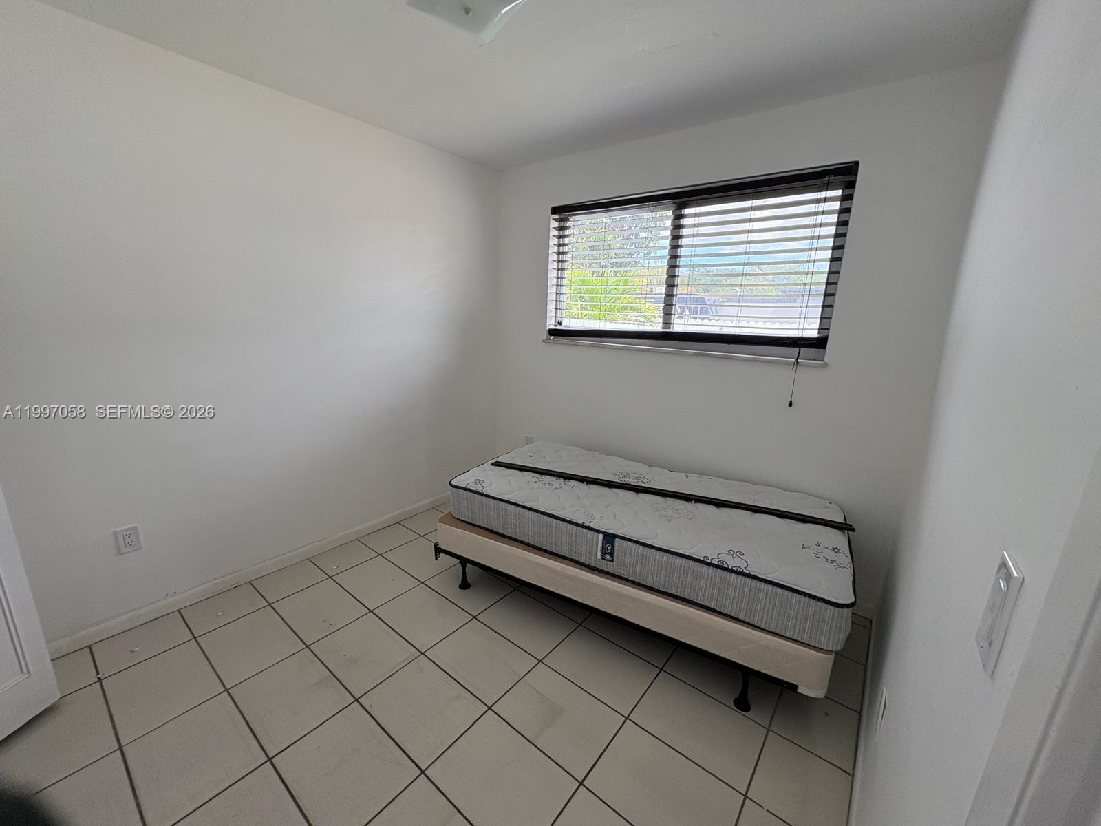 MIAMI GARDENS ESTATES - Residential Lease