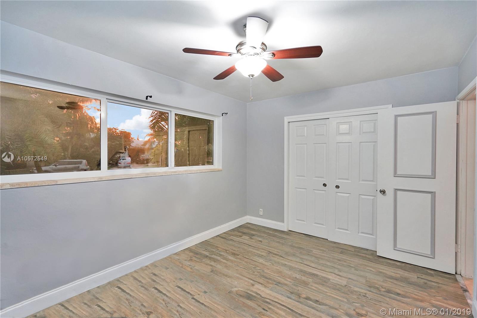 BOCA WOODS IN - Residential