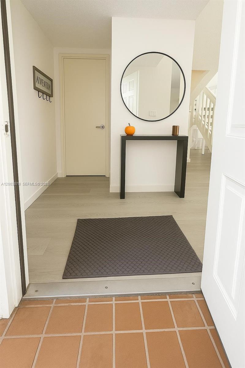 WOODVILLE - Residential