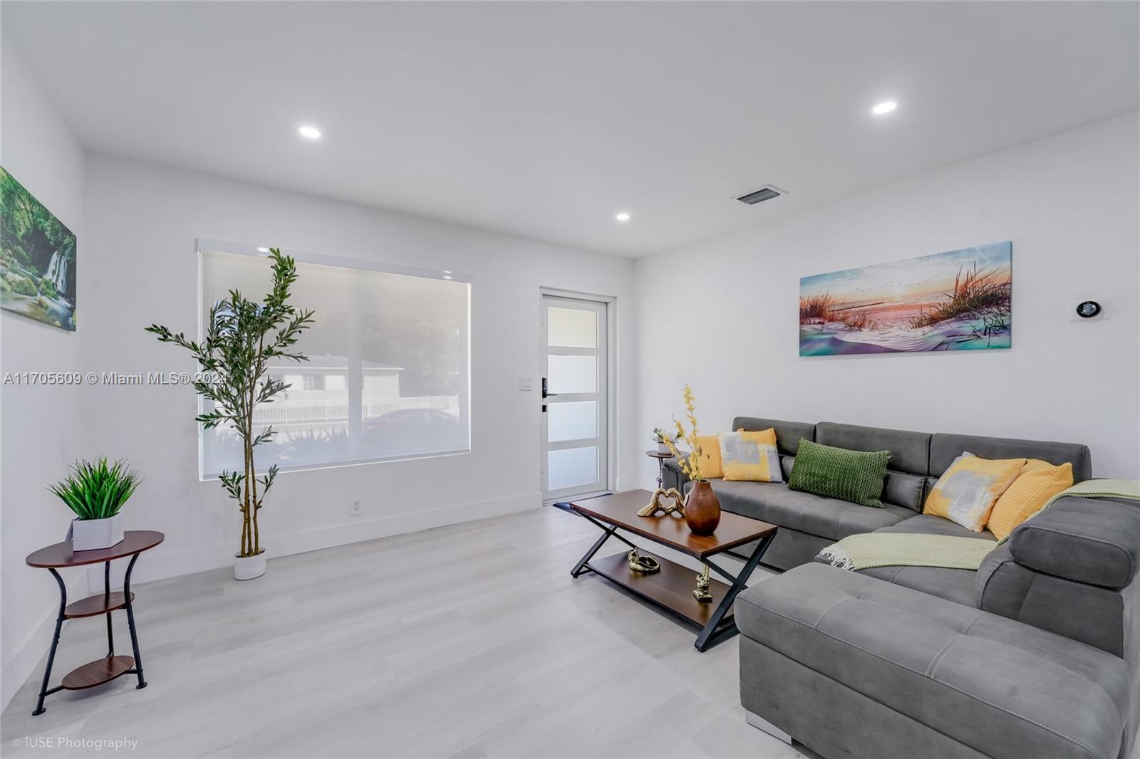 1ST ADDN TO PANULETA GARD - Residential