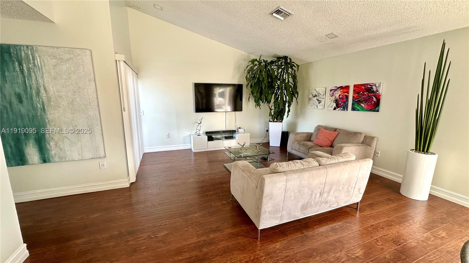 BONAVENTURE LAKES ADD 2 - Residential Lease