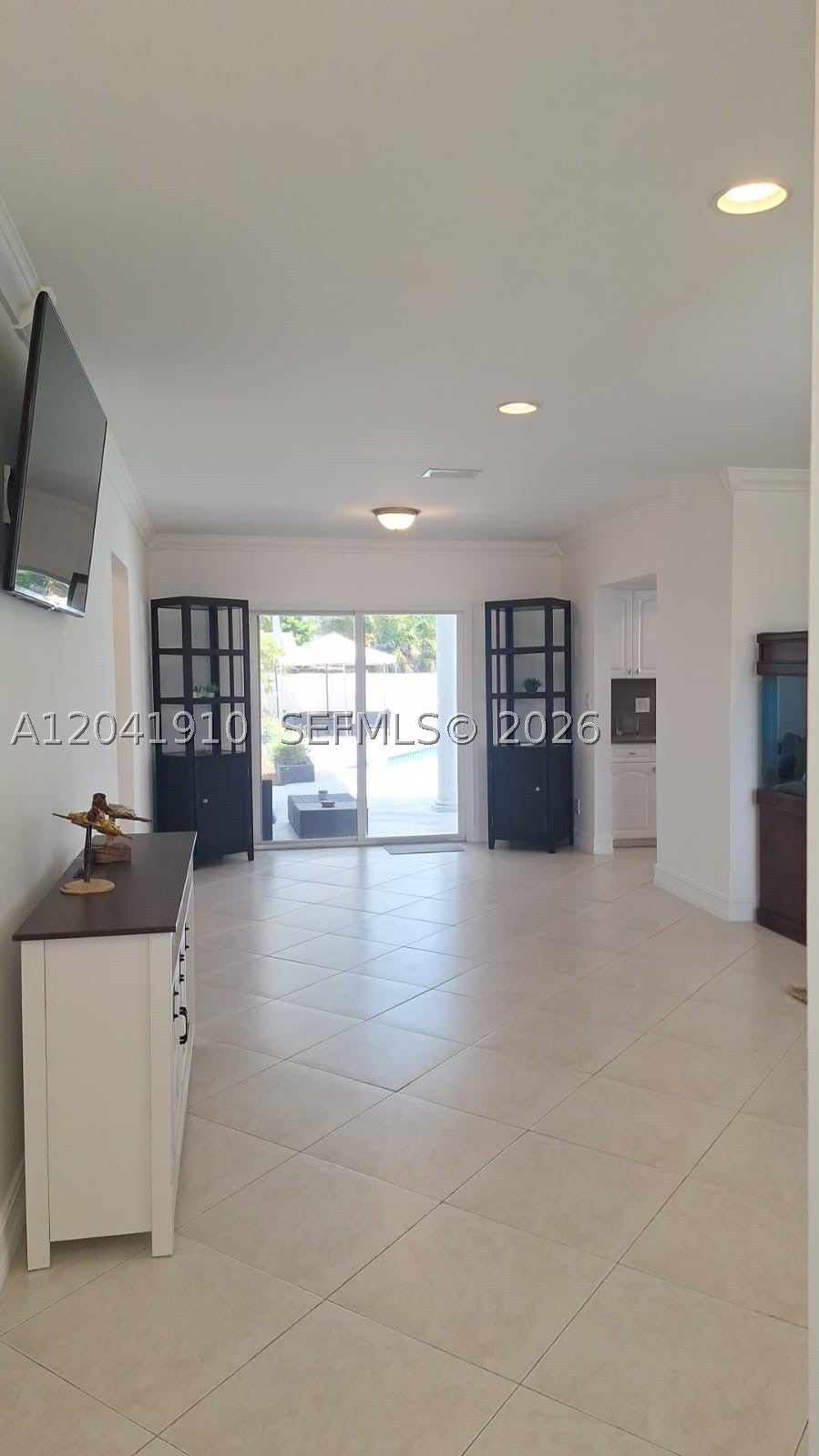1800 N 55th Ave