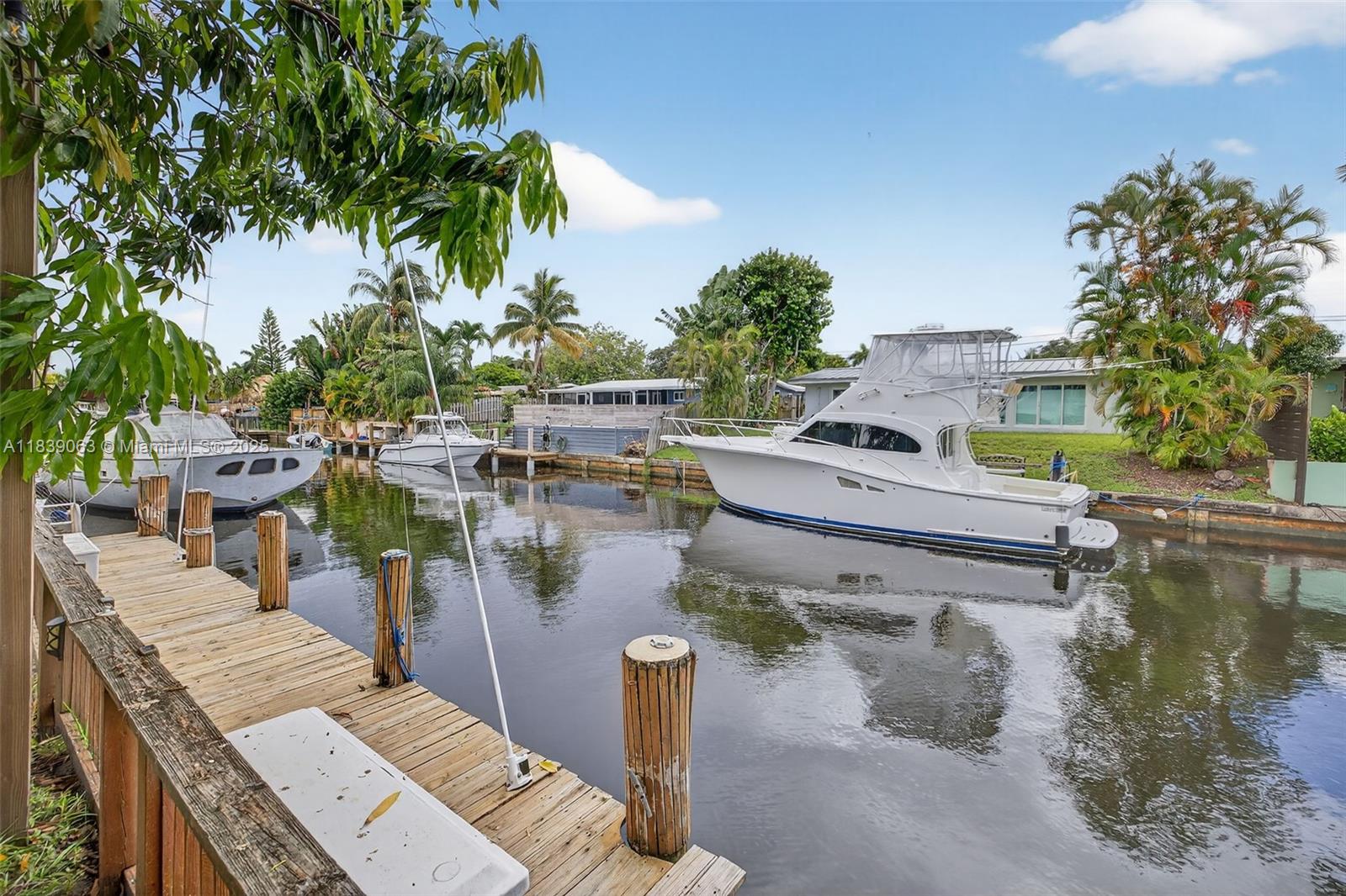 LAUDERDALE ISLES NO 2 - Residential