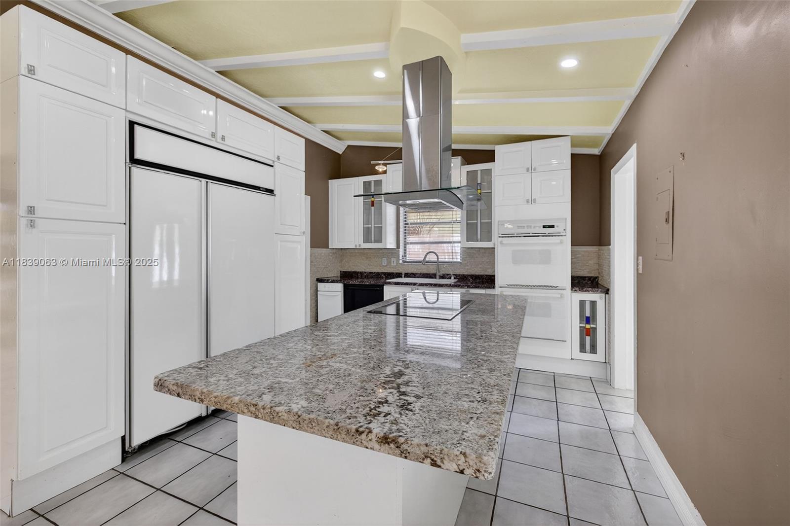 LAUDERDALE ISLES NO 2 - Residential