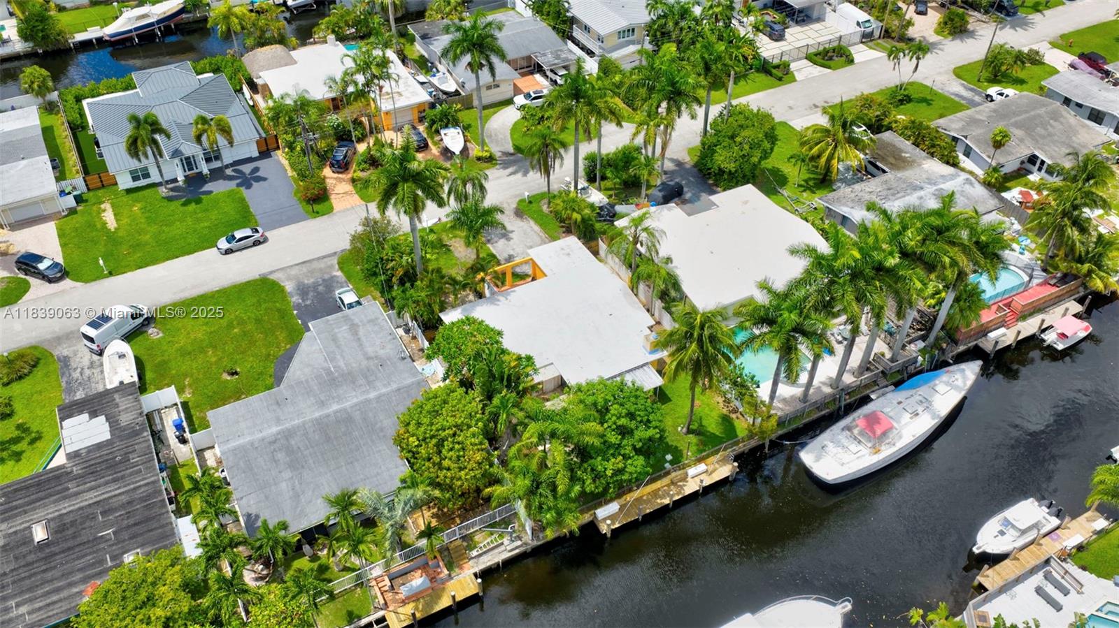 LAUDERDALE ISLES NO 2 - Residential