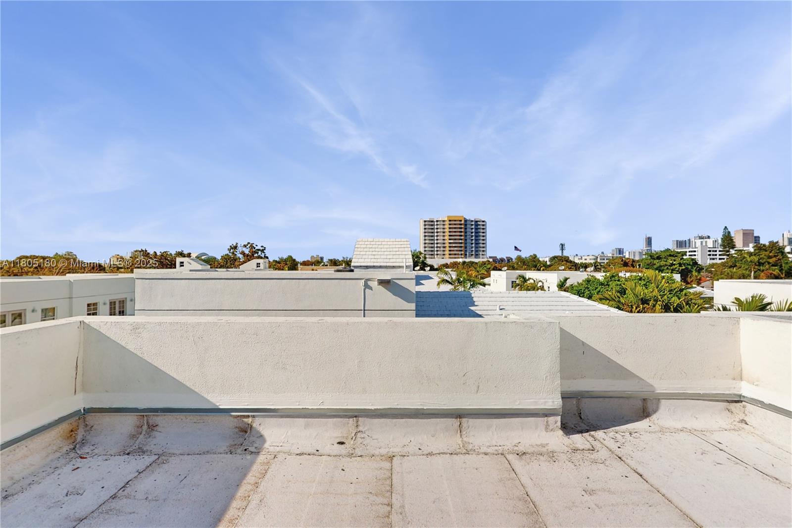 ROADS END VILLAGE CONDO - Residential