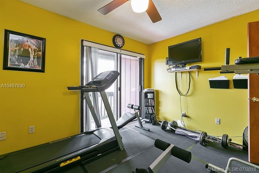 LAKES OF THE MEADOW SEC 4 - Residential