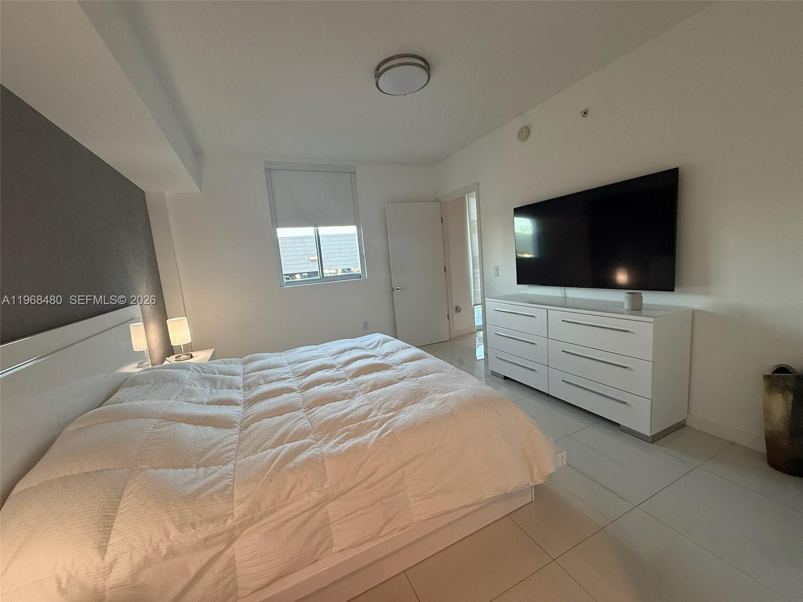 GRAND BAY COMMONS SOUTH - Residential Lease