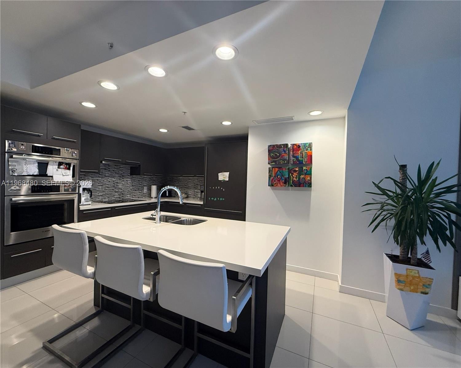 GRAND BAY COMMONS SOUTH - Residential Lease
