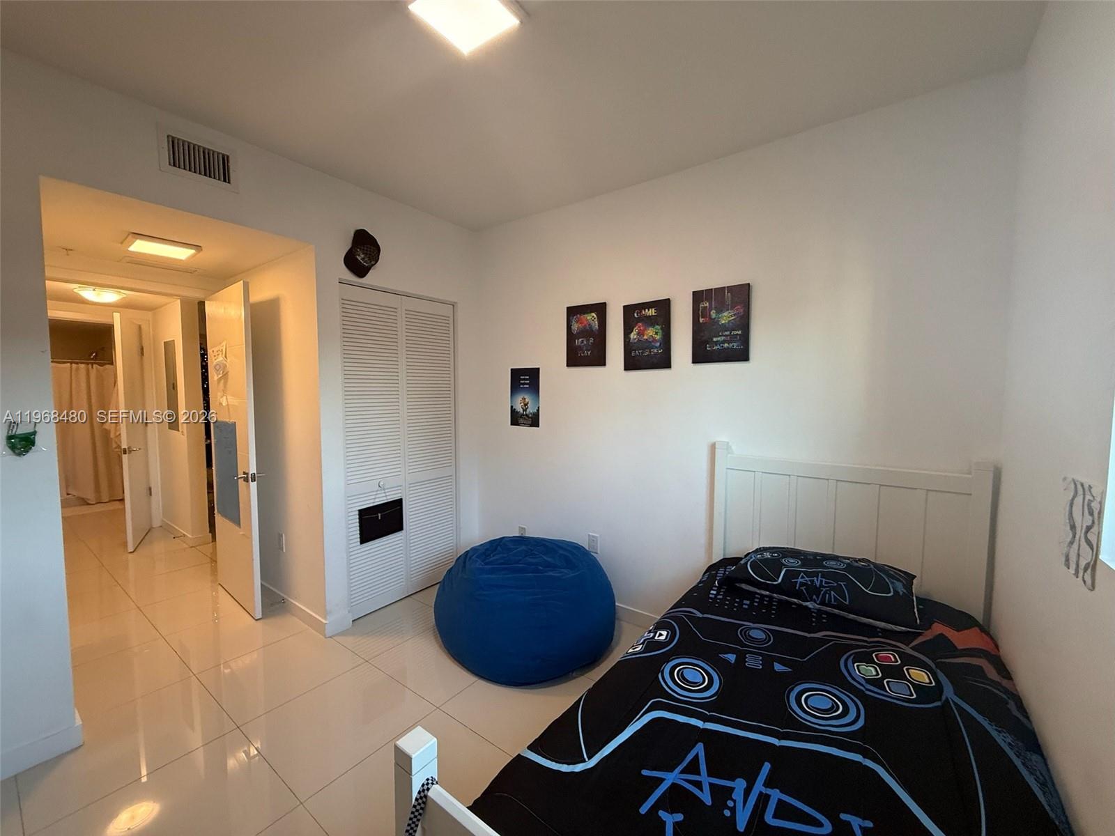 GRAND BAY COMMONS SOUTH - Residential Lease