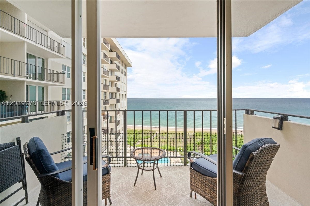 1900 S Ocean Blvd 11T