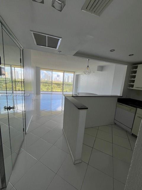 20335 W Country Club Dr 1005