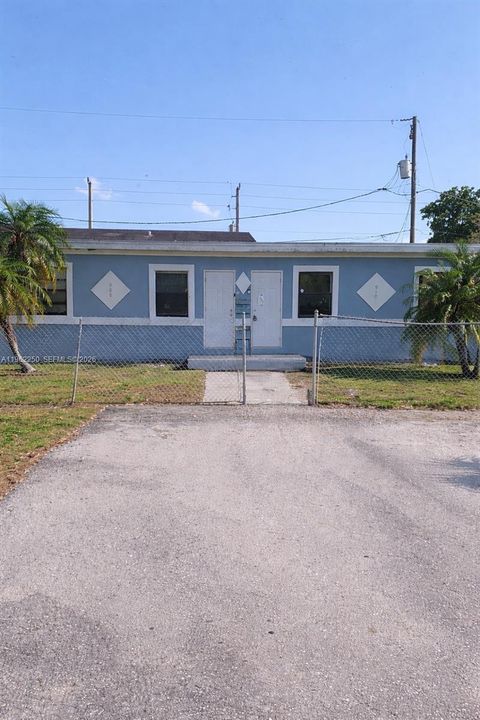 908 SW Avenue D Belle Glade FL 33430