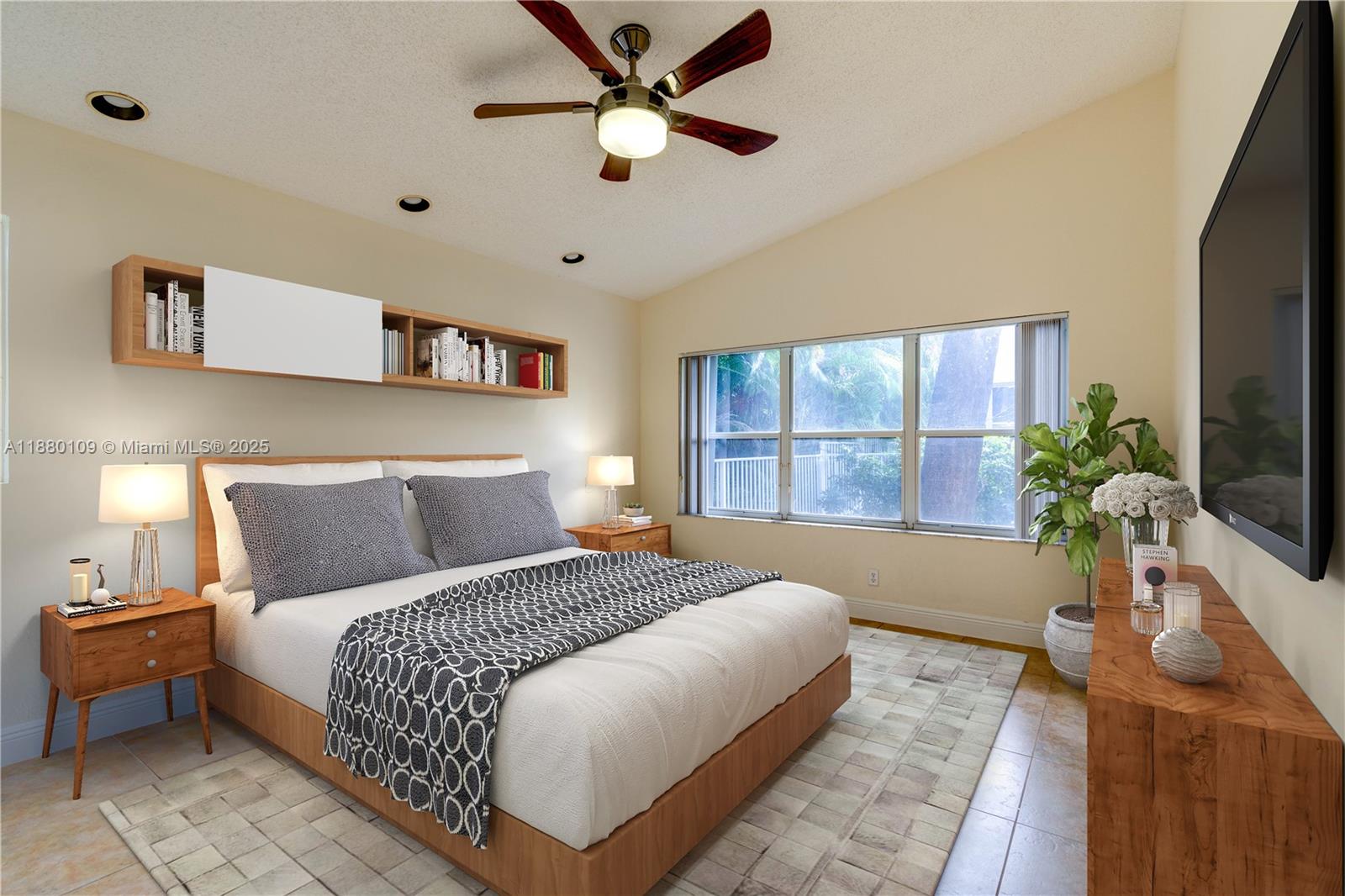 HOLLYWOOD LAKES COUNTRY C - Residential Lease