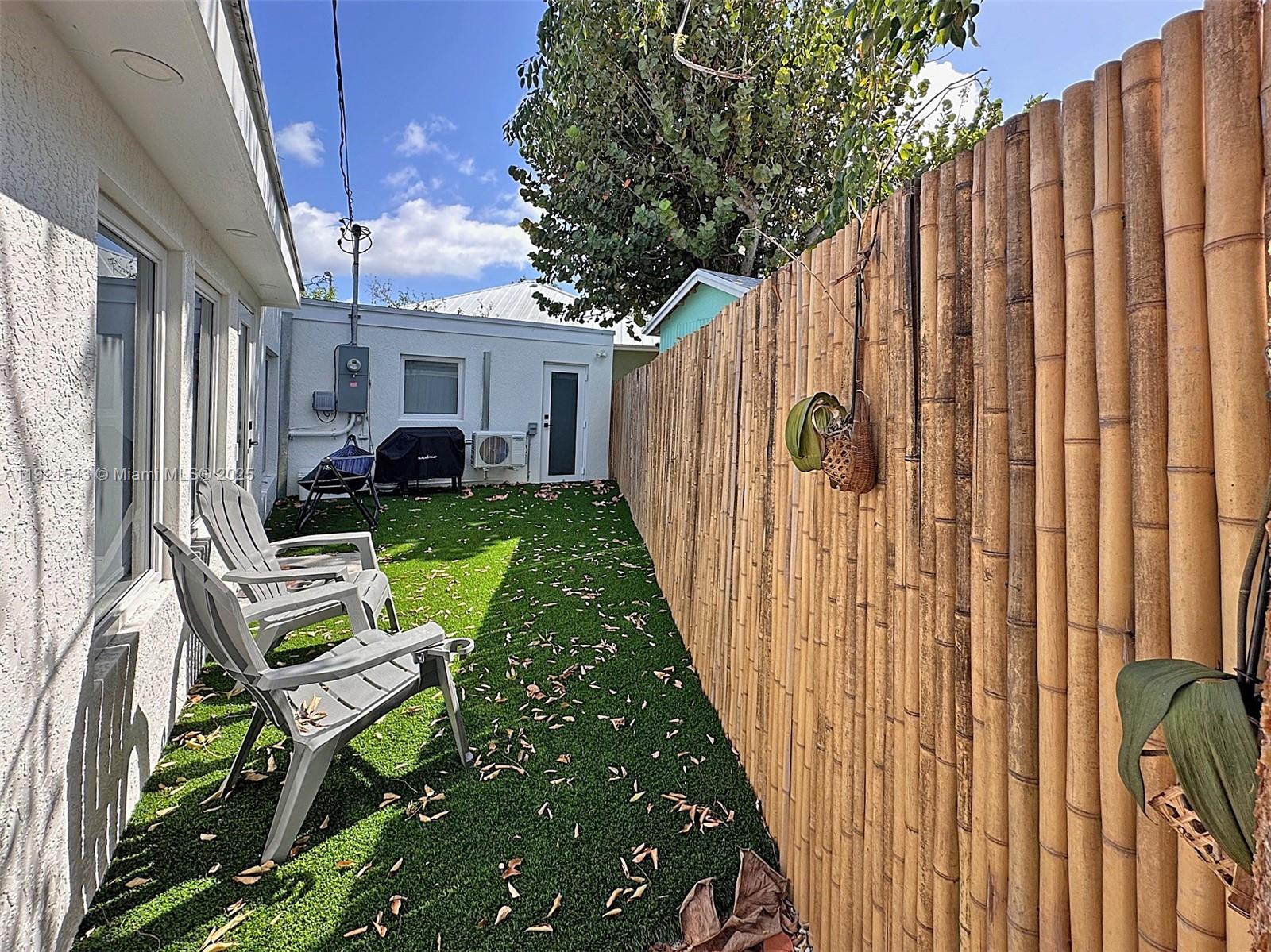 PIRATES COVE - Residential